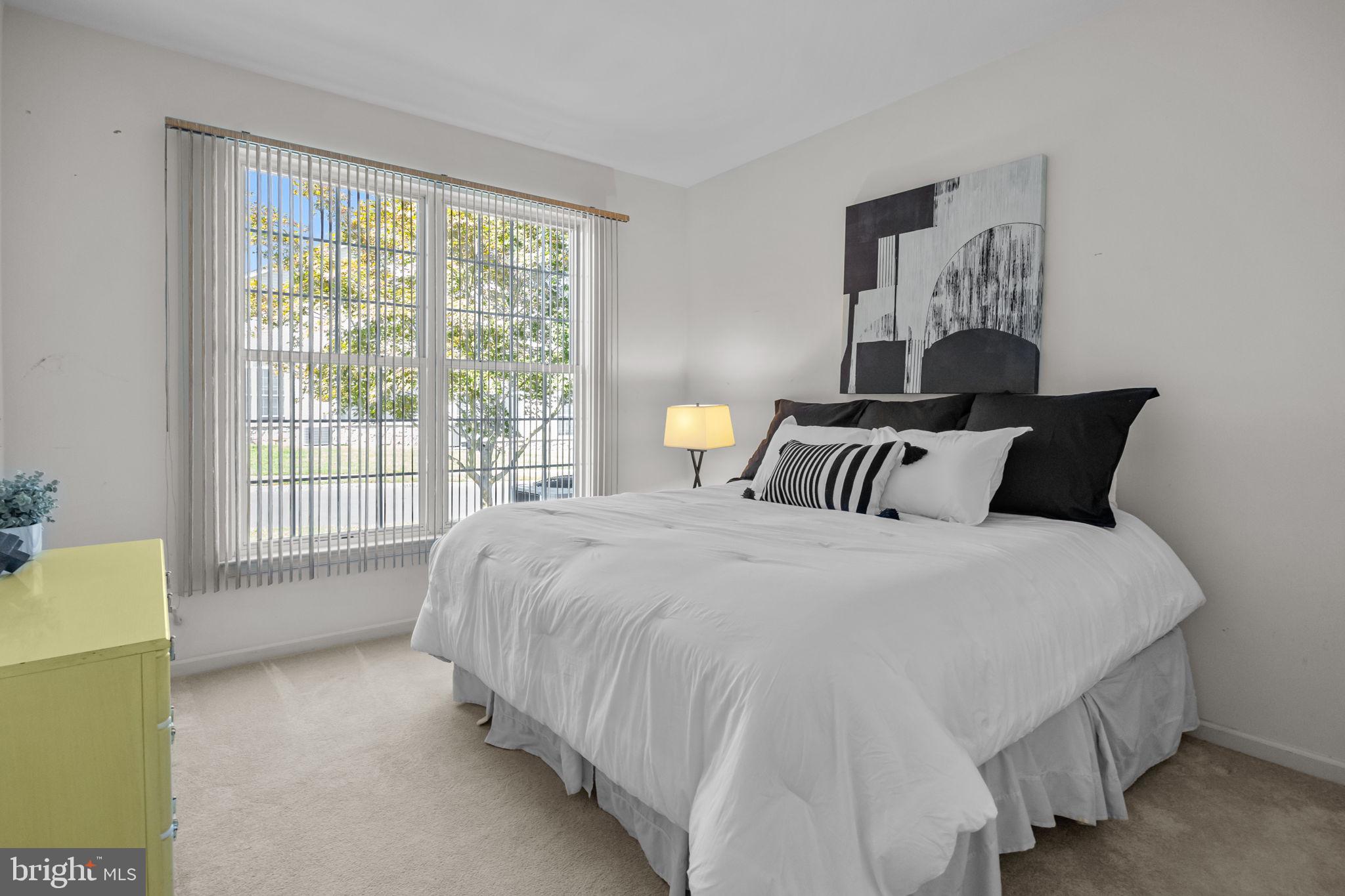 FLOWERS MILL - Residential