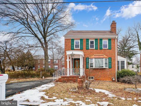 3863 2ND STREET N ARLINGTON VA 22203