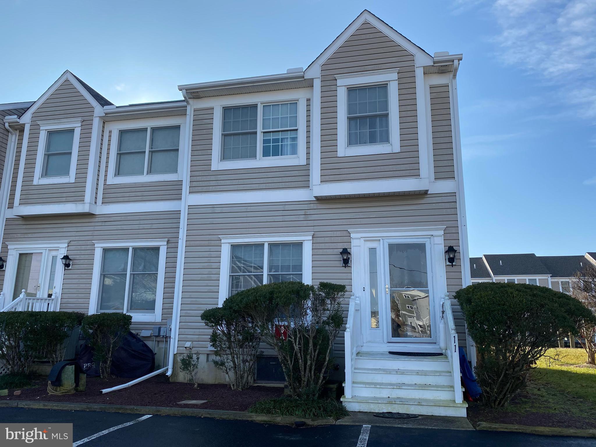 TOWNES OF NANTUCKET - Residential