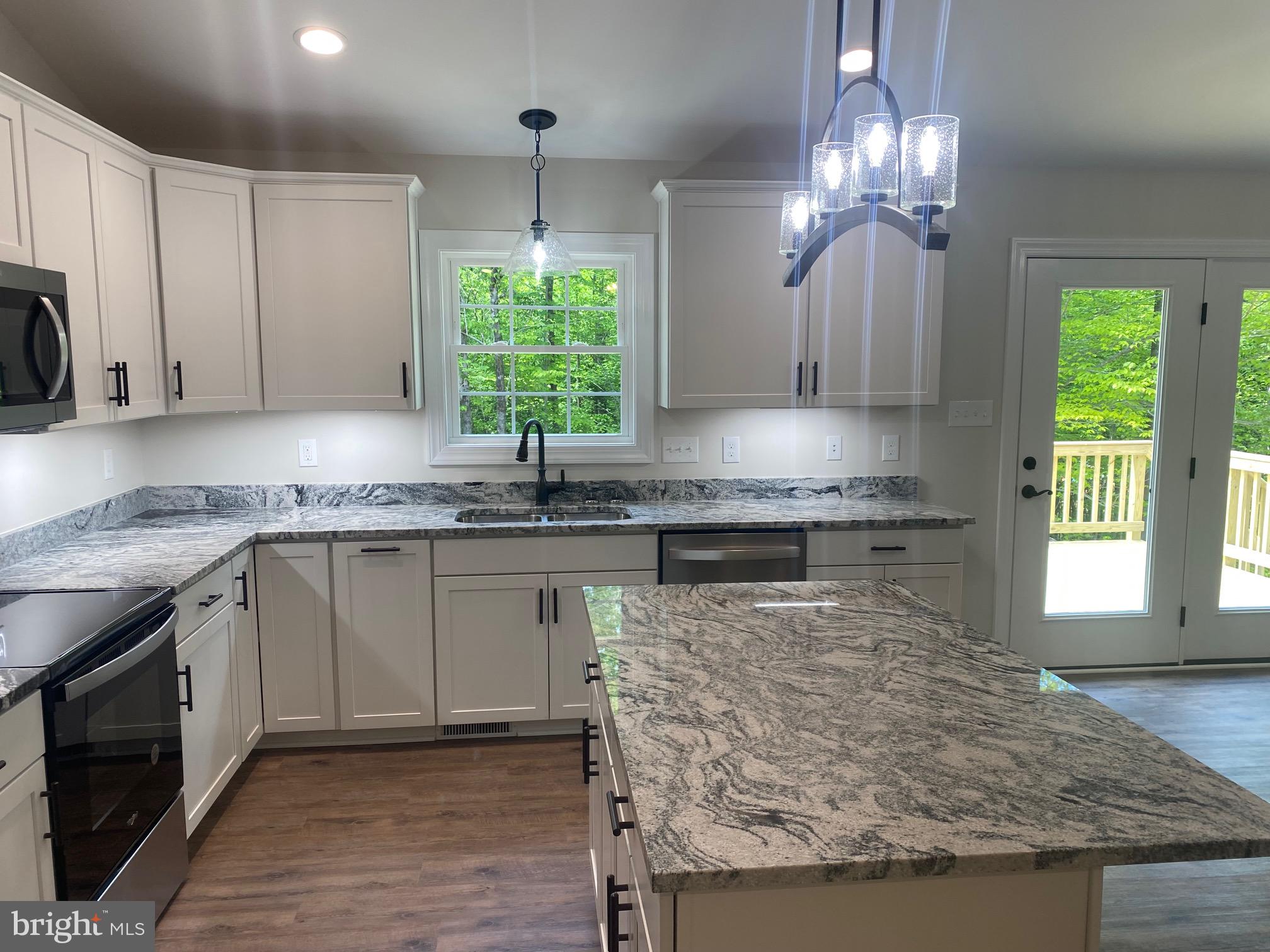 MERRIMAC - Residential