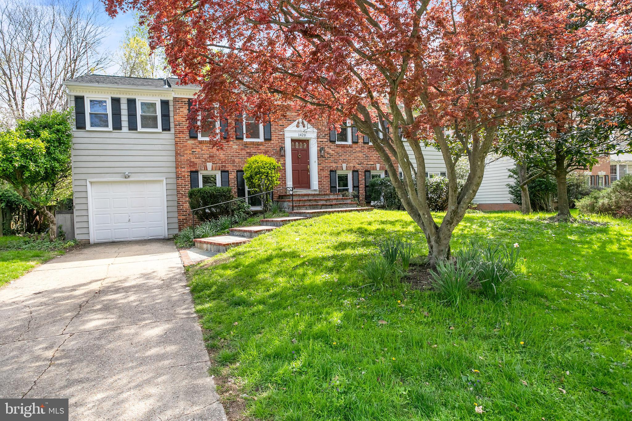WINDING ORCHARD - Residential
