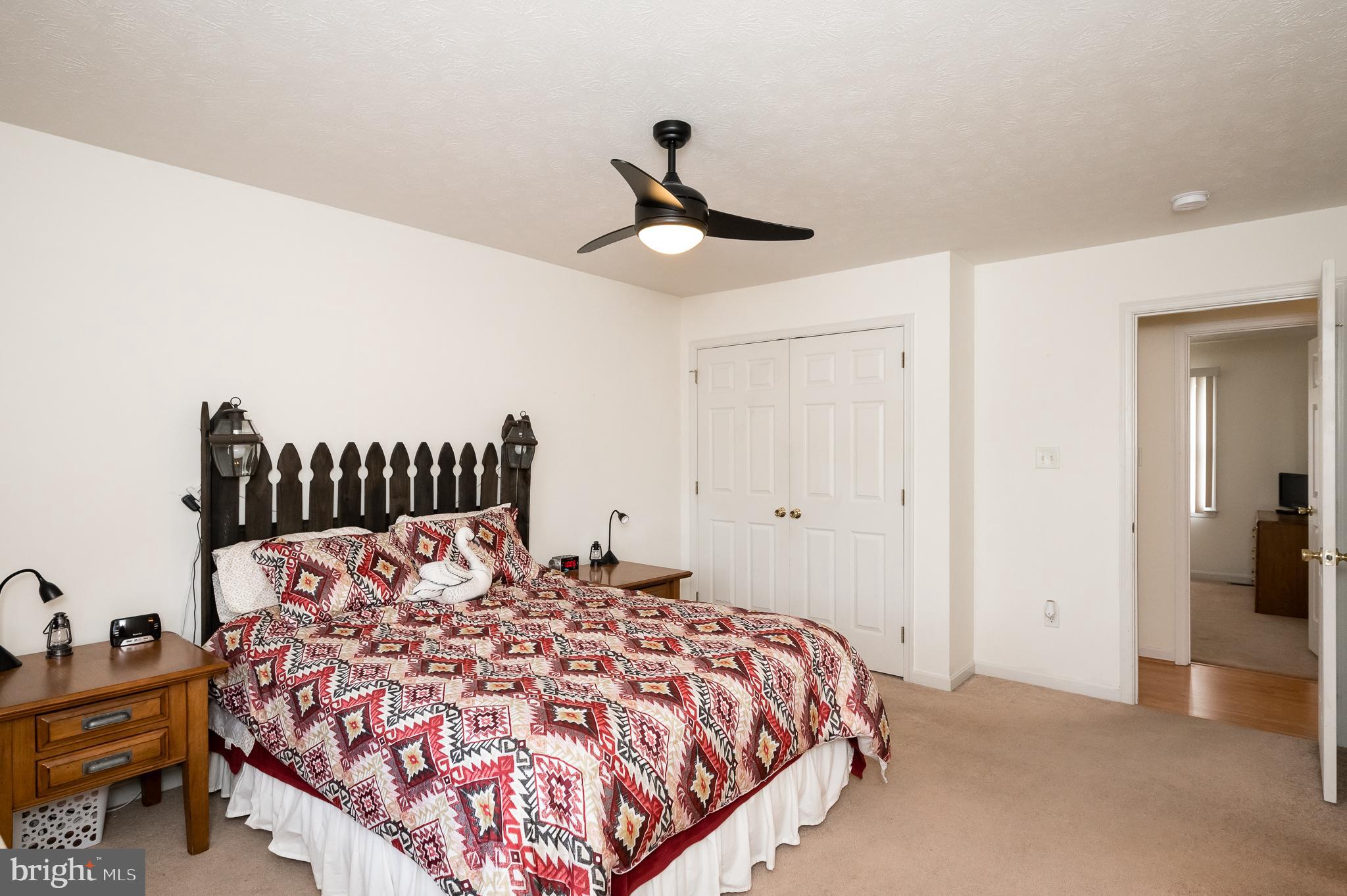 HARBOUR OAKS - Residential