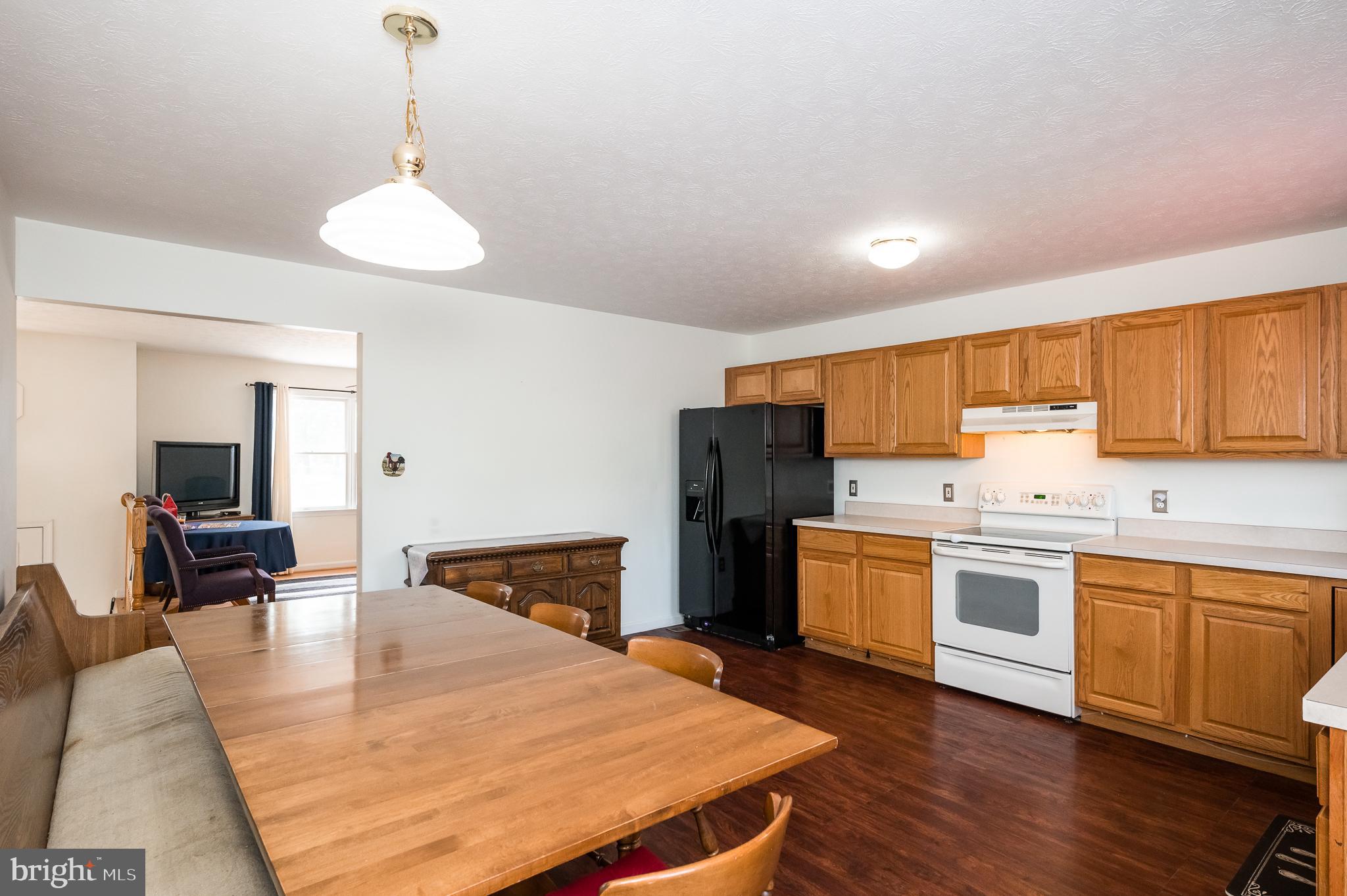 HARBOUR OAKS - Residential