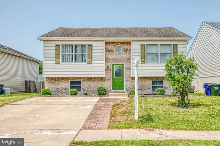 Welcome to Harbour Oaks! This stunning split foyer home offers a perfect blend of spaciousness, modern amenities, and an inviting ambiance. With 4 bedrooms, 2 baths, and a range of delightful features, this residence is sure to exceed your expectations. Upon entering, you are greeted by a light-filled and expansive living room. This generous space provides an ideal setting for entertaining guests or simply relaxing with family. Adjacent to the living room is the oversized kitchen, boasting ample room for a dining table. The kitchen is a chef's dream, featuring plenty of cabinets for all your storage needs and providing a seamless blend of functionality and style. On the upper level, you'll discover the primary suite, offering a private retreat for homeowners. With its own attached bathroom, this suite provides convenience and privacy. Additionally, there is an extra bedroom on this level, perfect for accommodating guests, a home office, or a personal gym. Heading to the lower level, you'll find two more spacious bedrooms, along with a well-appointed bathroom. This setup is perfect for visiting guests. The lower level also includes a cozy family room, creating an additional space for relaxation and recreation. One of the standout features of this home is the massive deck that overlooks the backyard. This outdoor oasis provides a picturesque setting for outdoor gatherings, barbecues, or simply unwinding after a long day. The backyard offers ample space for outdoor activities and gardening enthusiasts. With its desirable layout and thoughtful design, this split foyer home presents a rare opportunity to own a residence that truly checks all the boxes.