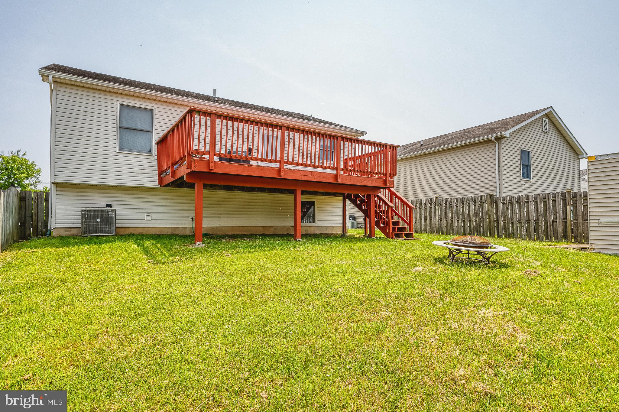 HARBOUR OAKS - Residential