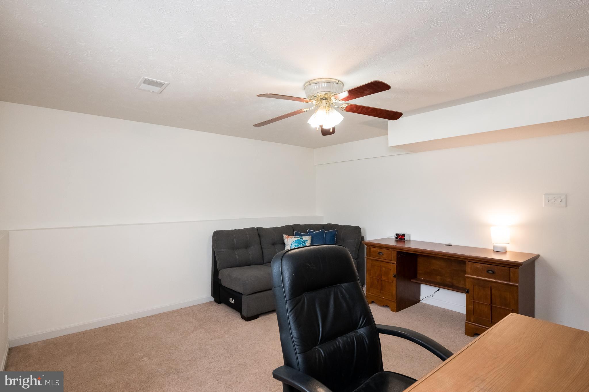 HARBOUR OAKS - Residential