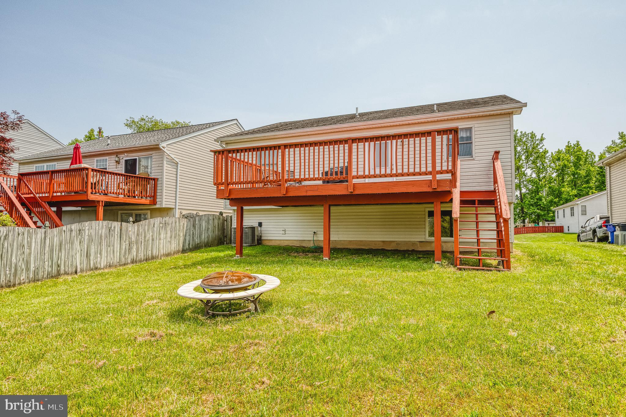 HARBOUR OAKS - Residential