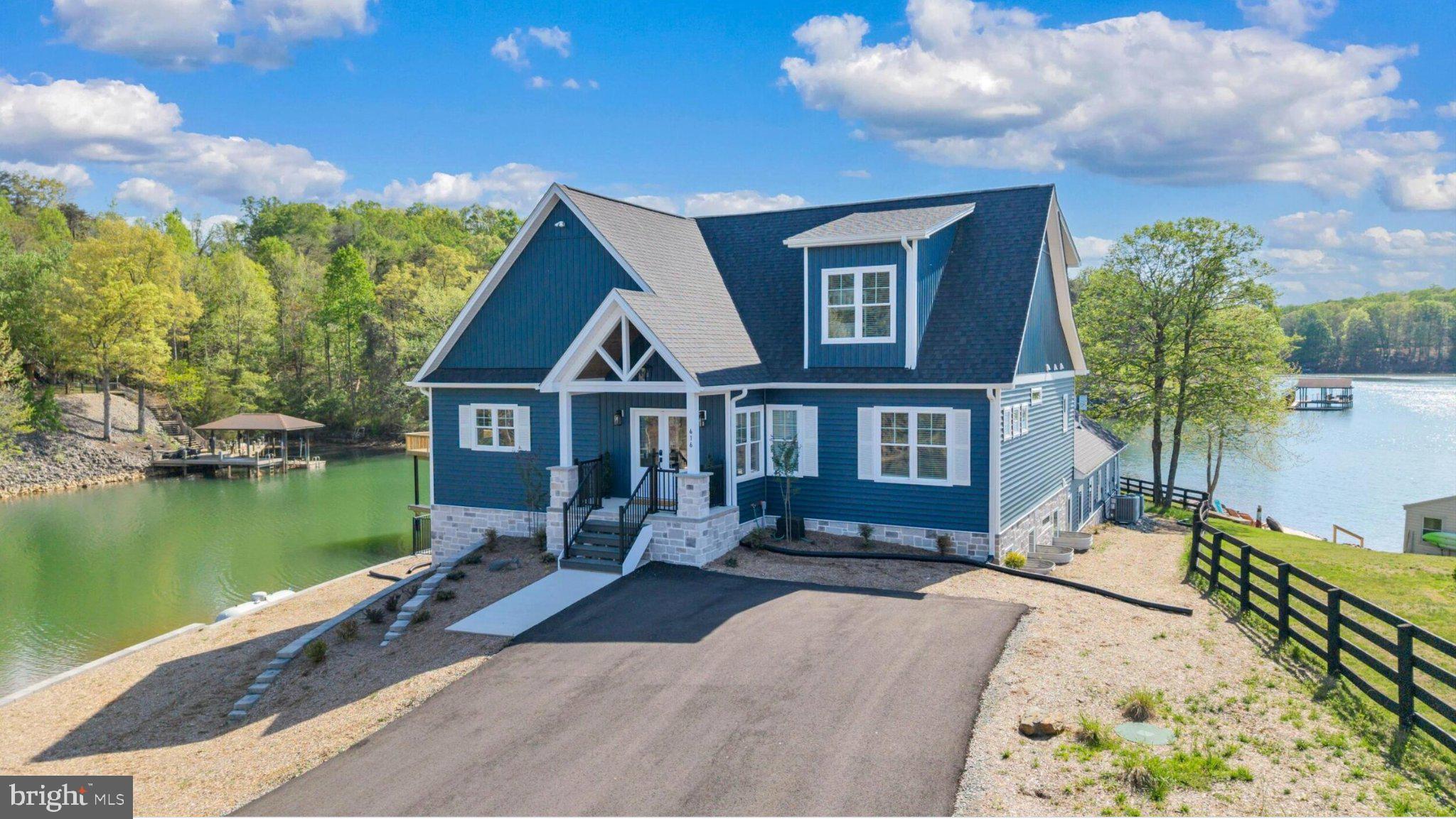 200 SWEETWATER DRIVE