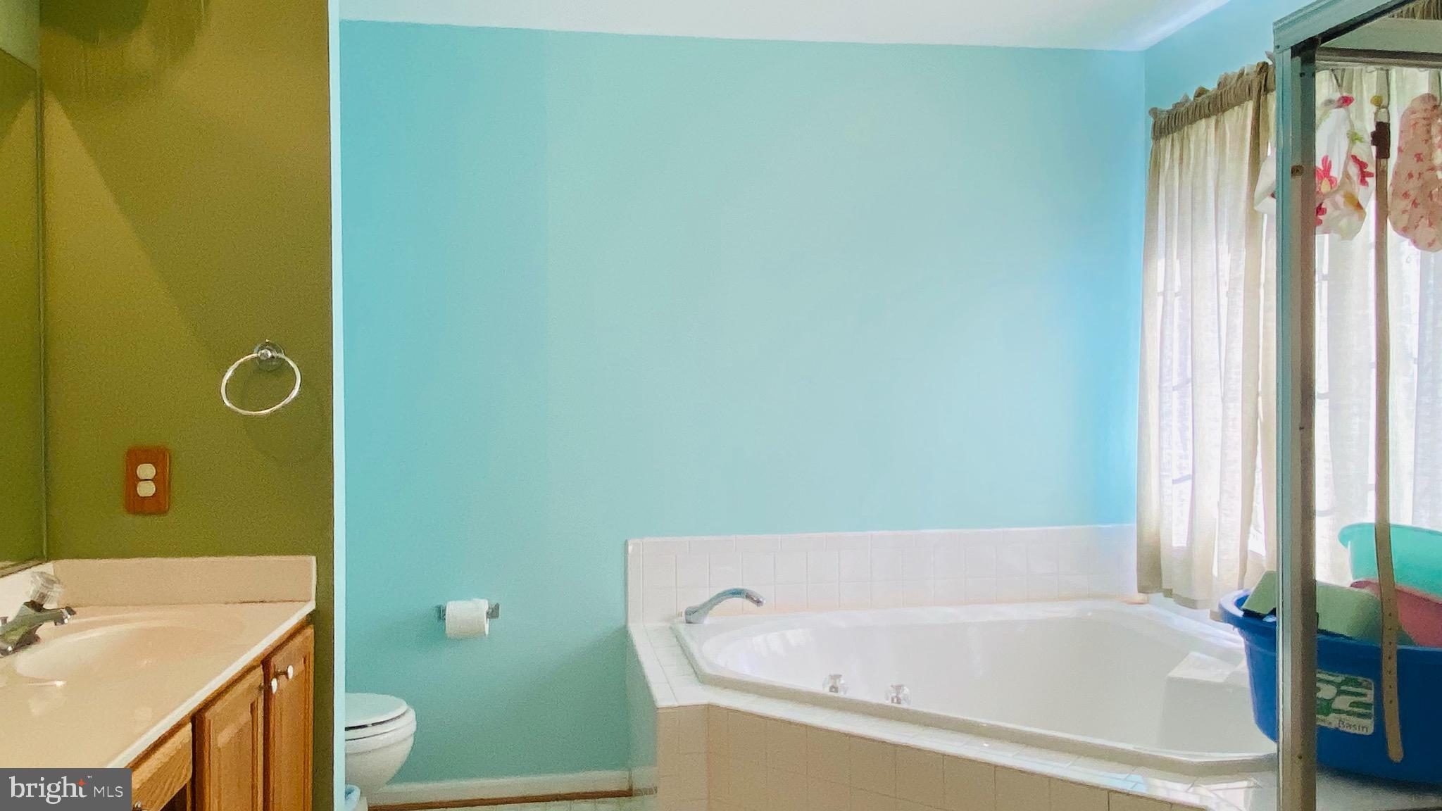 COLLINGTON - Residential Lease