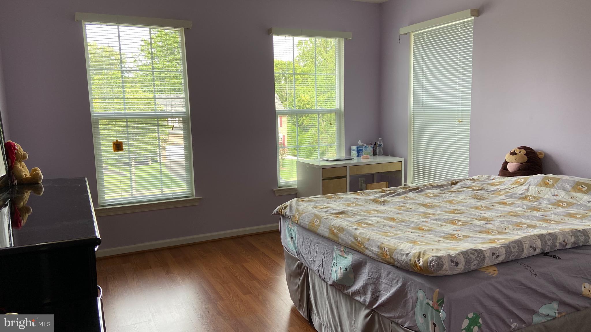 COLLINGTON - Residential Lease