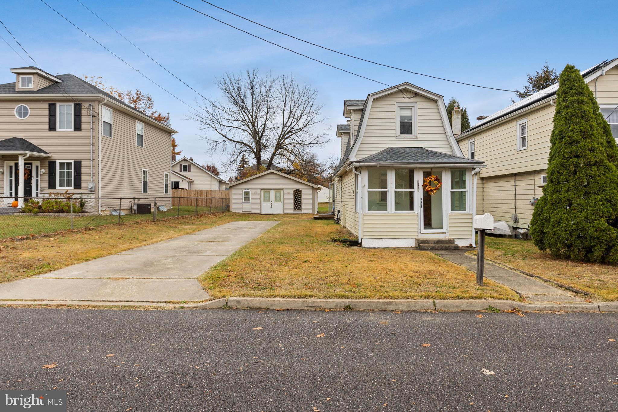 1291 HIGHVIEW AVENUE