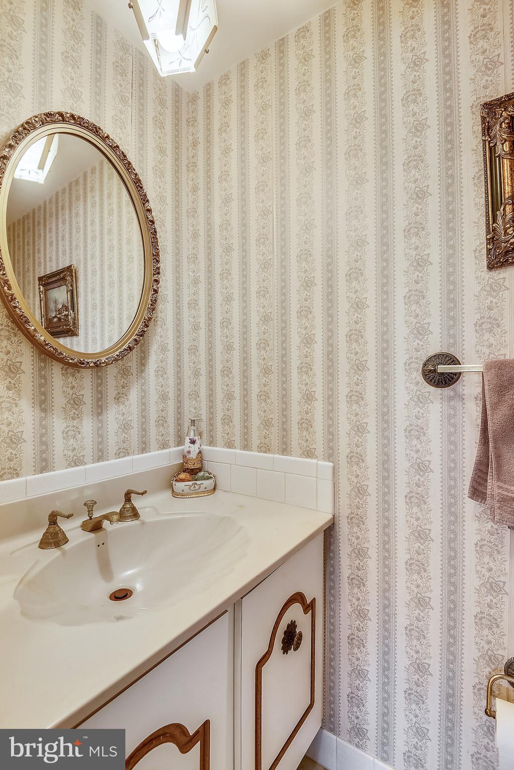 KENTON SQUARE - Residential