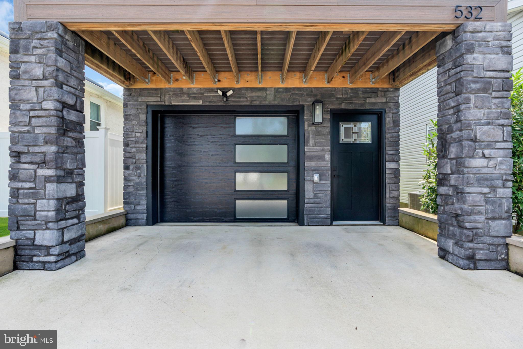 532 LORILLARD AVENUE