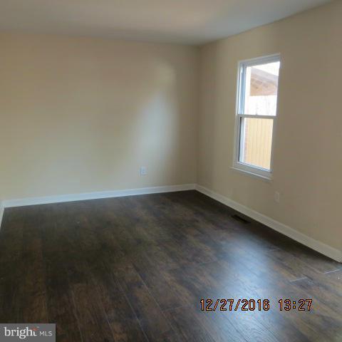 CHIPPENDALE - Residential