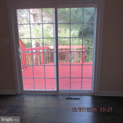 CHIPPENDALE - Residential