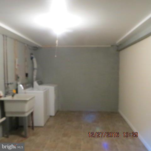 CHIPPENDALE - Residential