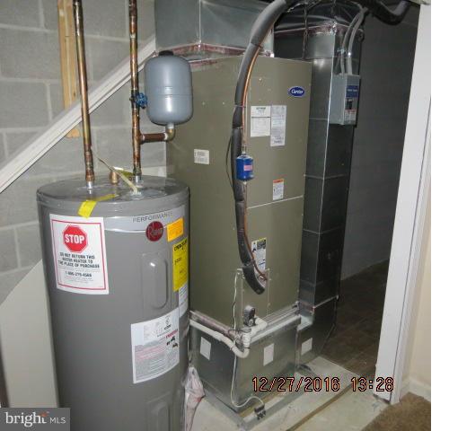 CHIPPENDALE - Residential