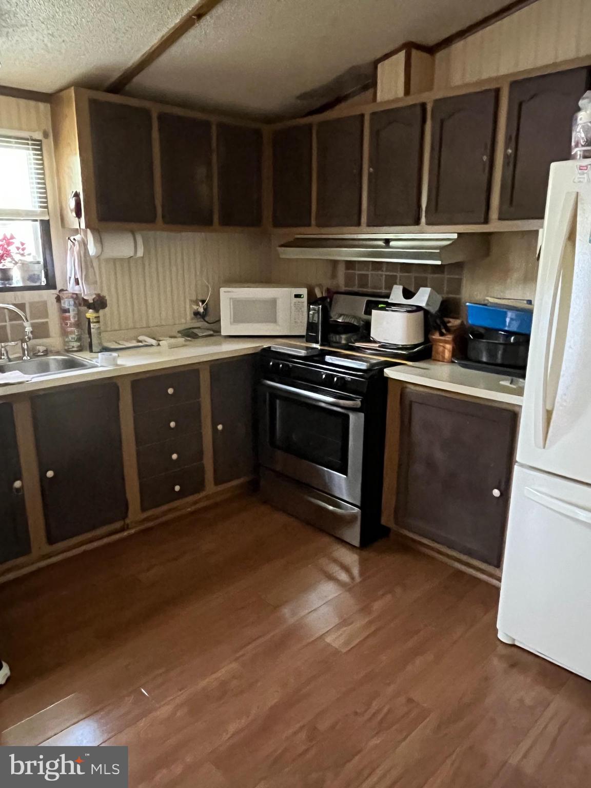 MILL CREEK ESTATES - Residential