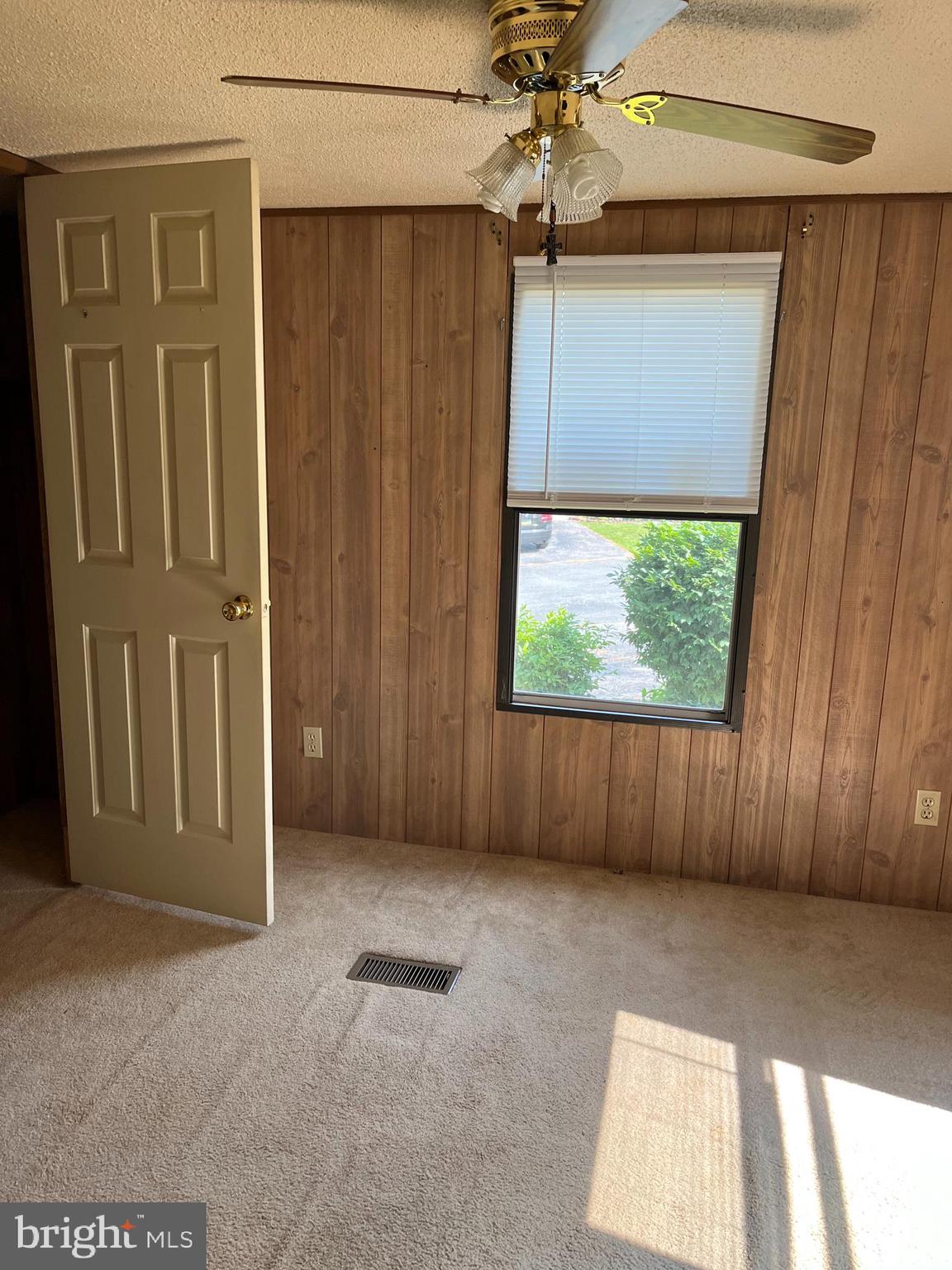 MILL CREEK ESTATES - Residential