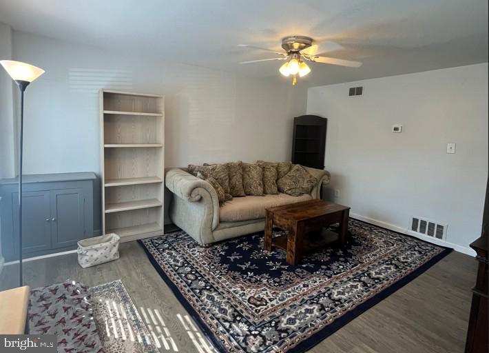 LAKELAND - Residential