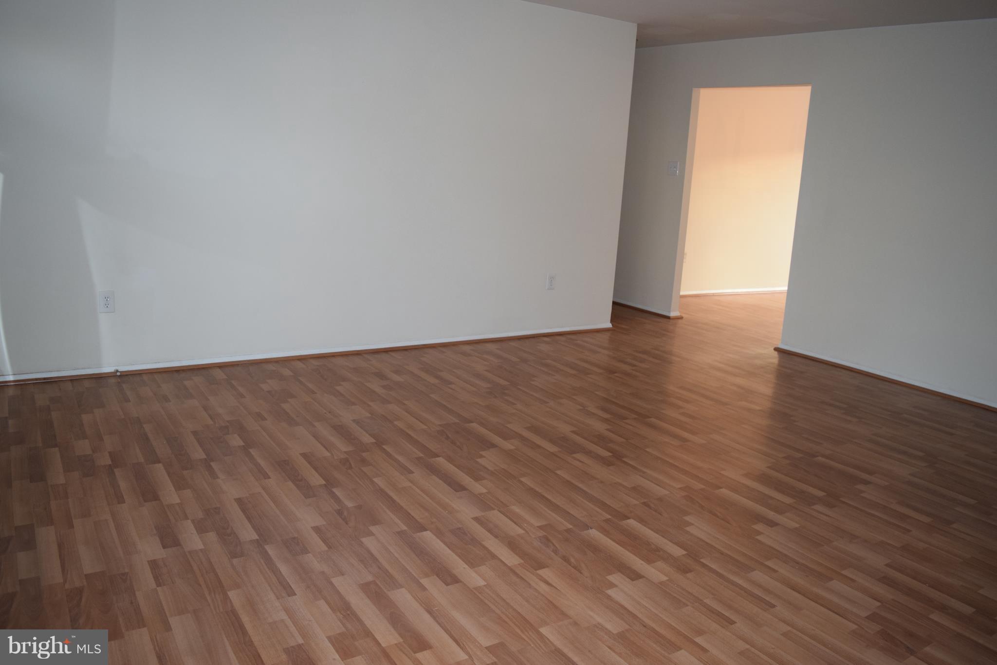 FOUR SEASONS ESTATES - Residential Lease