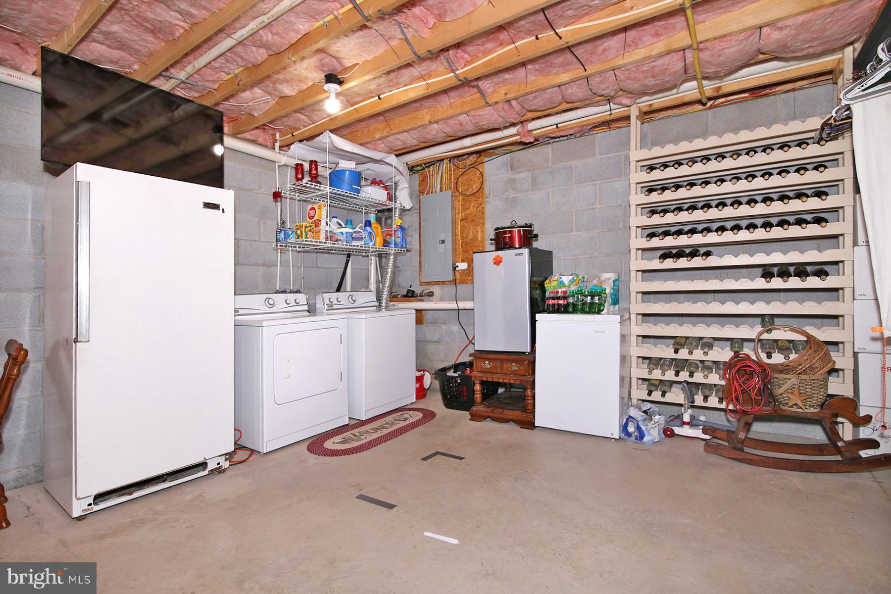 WHEATLAND MANOR - Residential