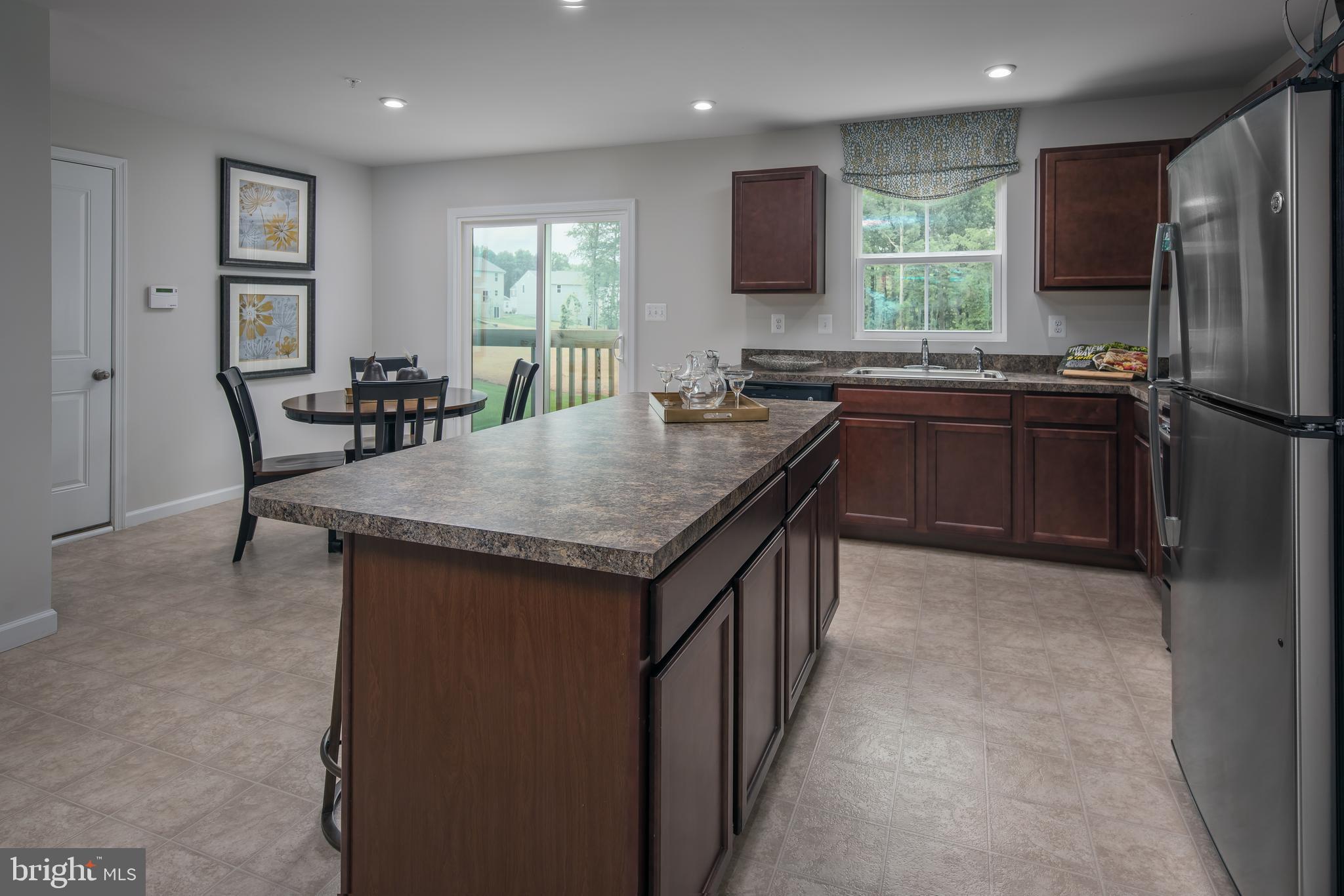 RIDGELY FOREST - Residential