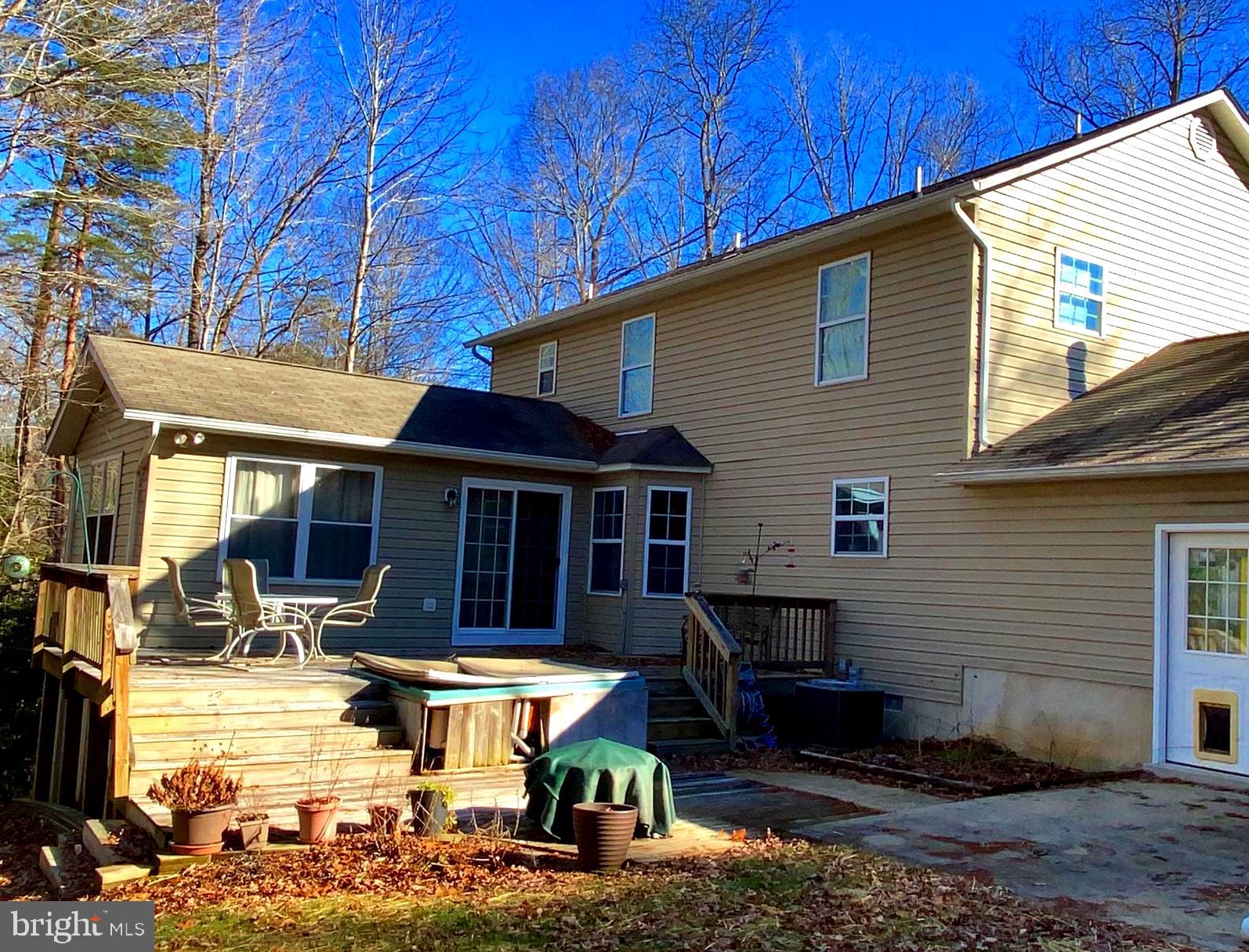 QUEEN ARBOR - Residential