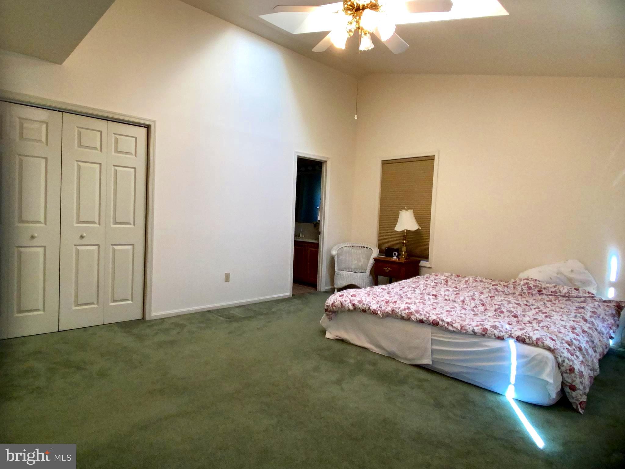 QUEEN ARBOR - Residential