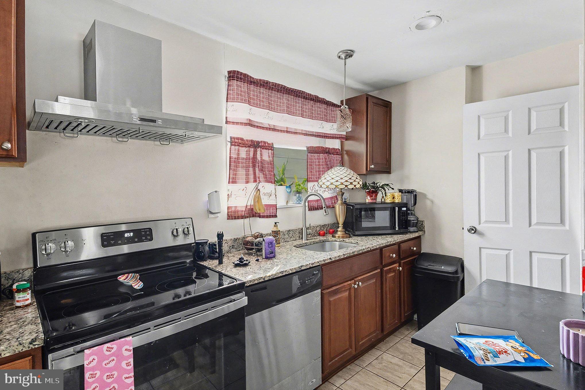 MARLOW HEIGHTS - Residential