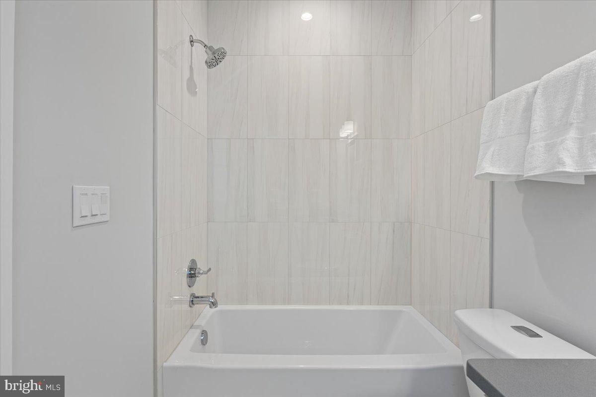 NORTH BETHESDA GROVE - Residential