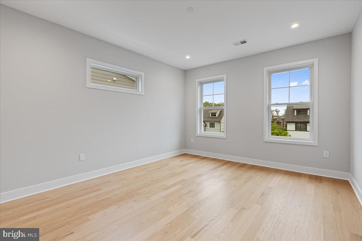 NORTH BETHESDA GROVE - Residential