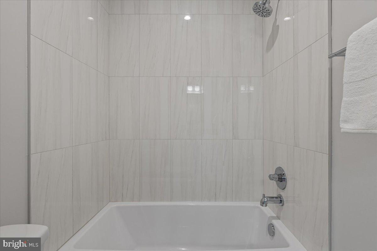 NORTH BETHESDA GROVE - Residential