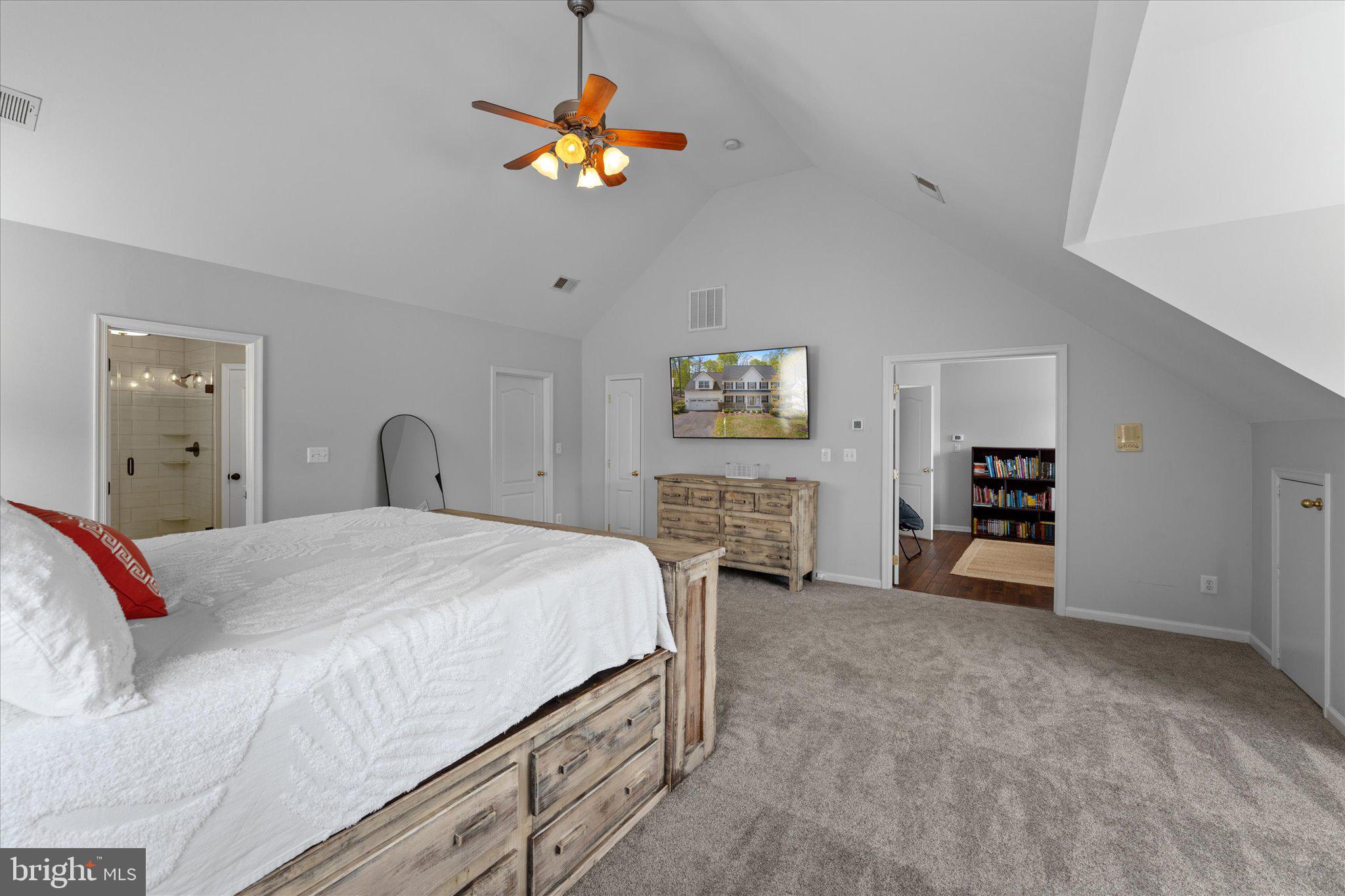 STACYS RIDGE - Residential