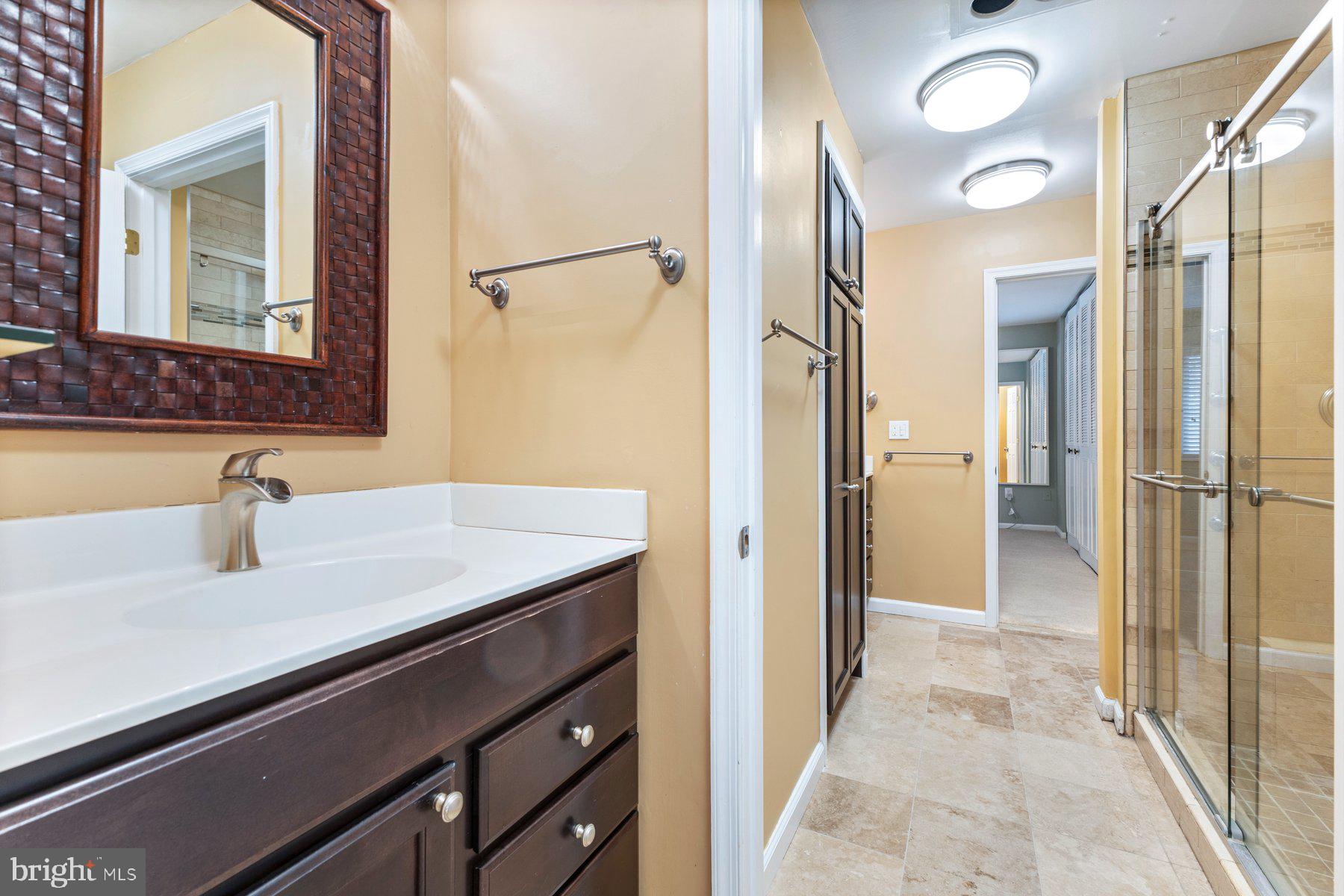 LEISURE WORLD - Residential