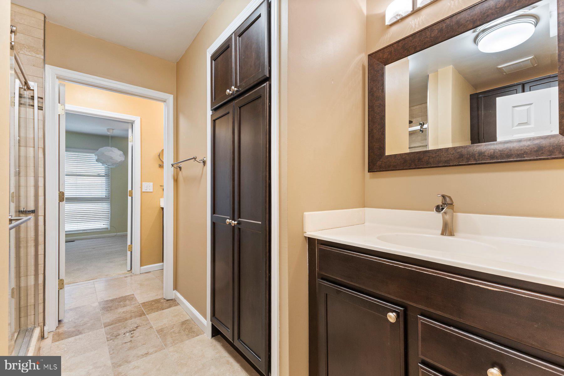 LEISURE WORLD - Residential