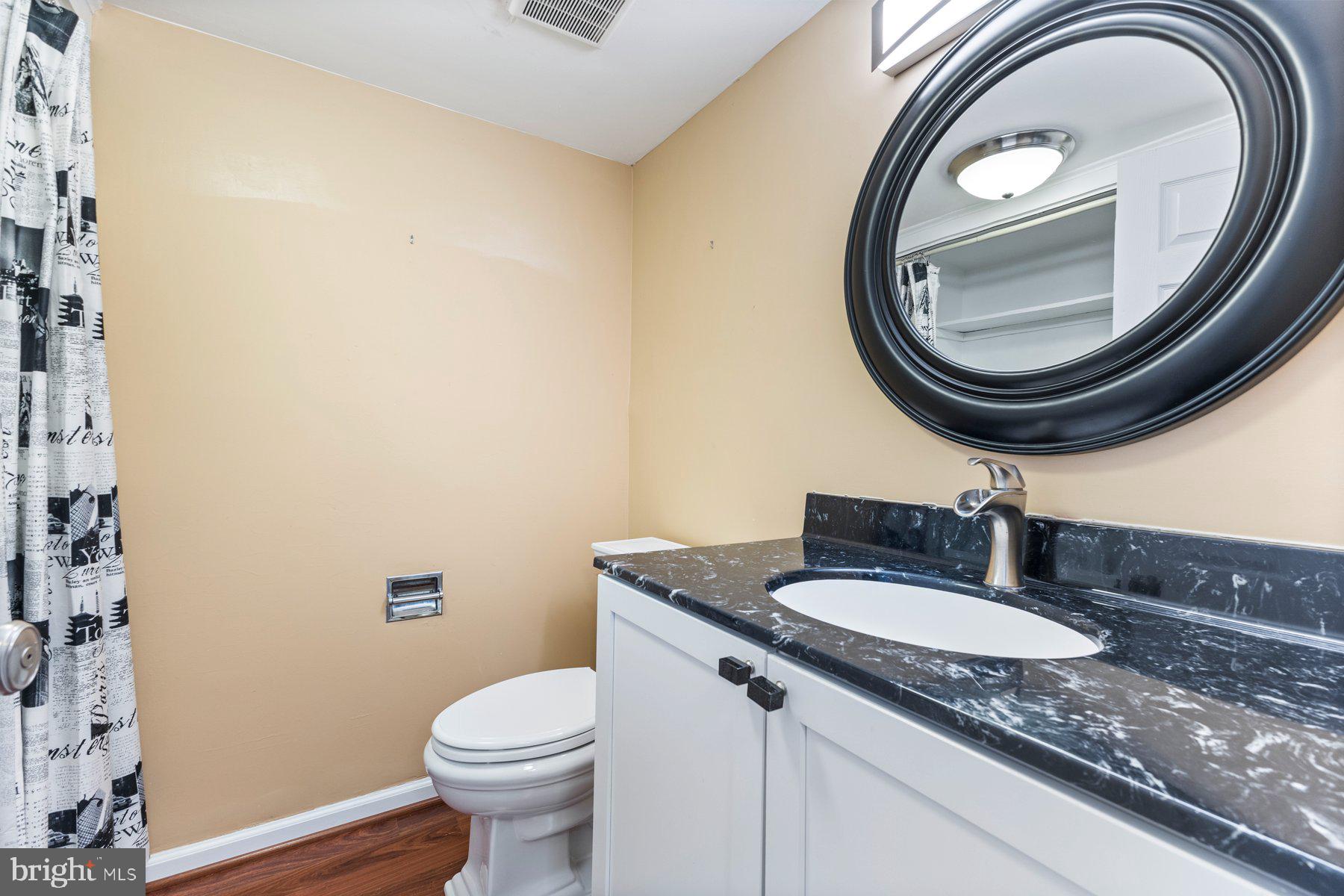 LEISURE WORLD - Residential