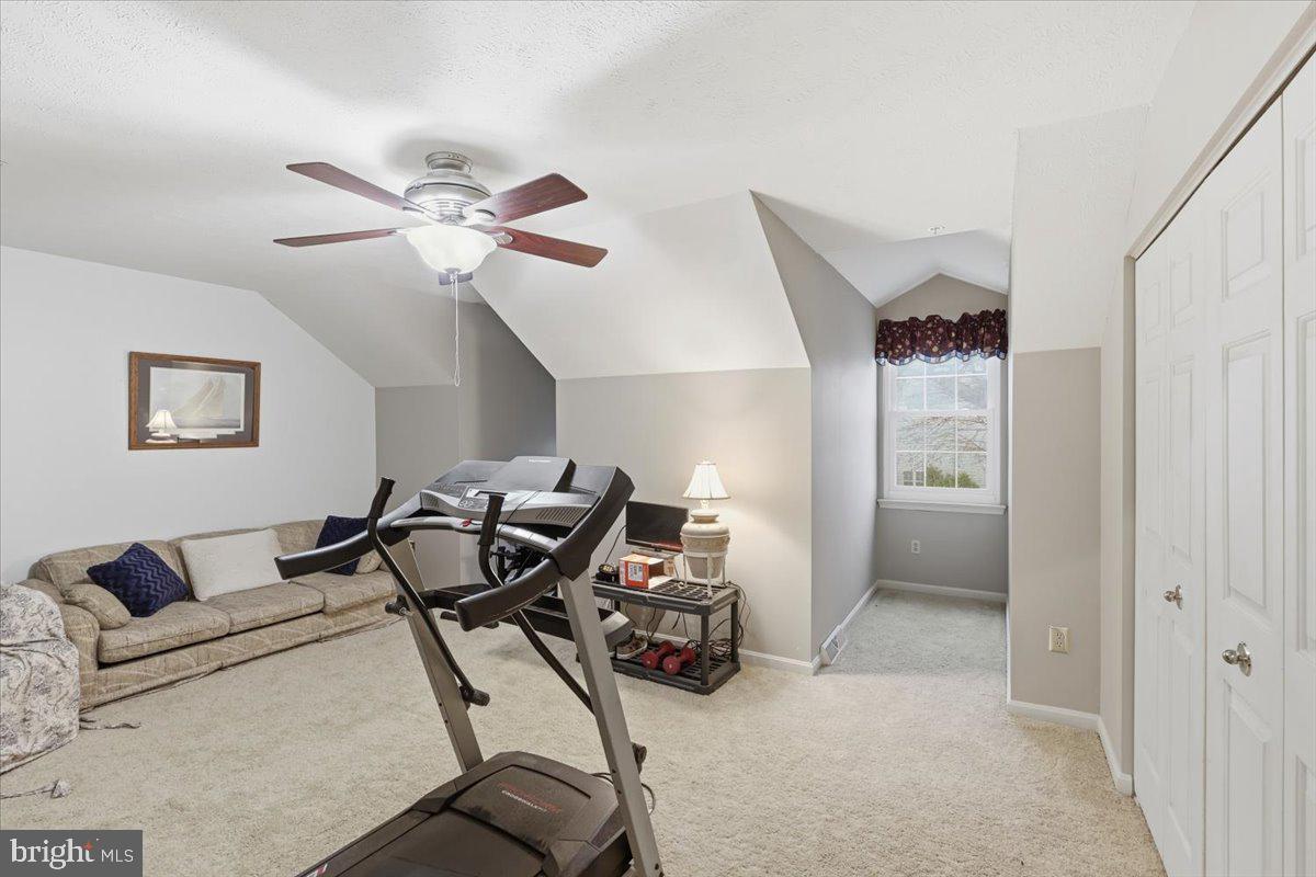 MASTERS RETREAT - Residential