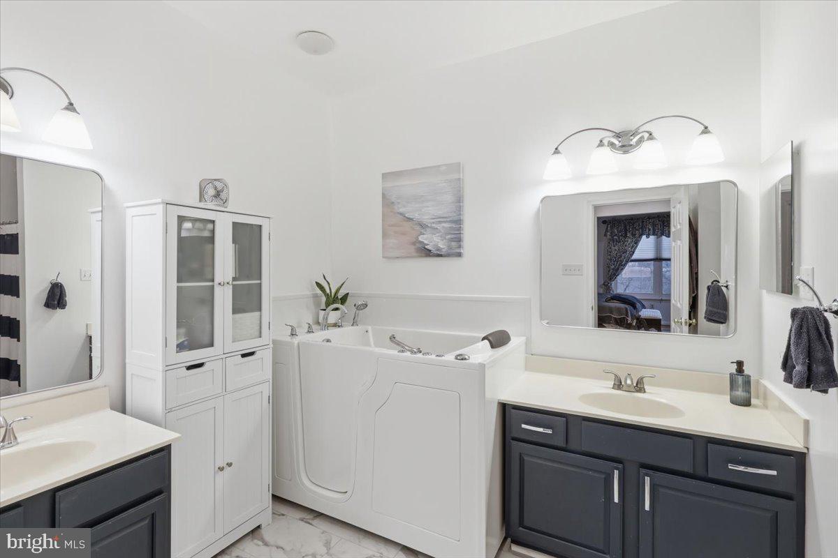 MASTERS RETREAT - Residential