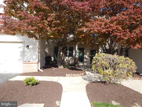 Photo of 172 - 172 Lindfield Circle, MACUNGIE, PA 18062 (MLS # PALH2015308)