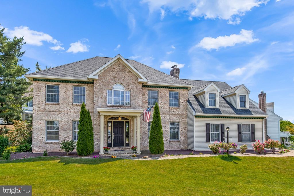 Photo of 15 EGRET CIR, DENVER, PA 17517 (MLS # PALA2035620)