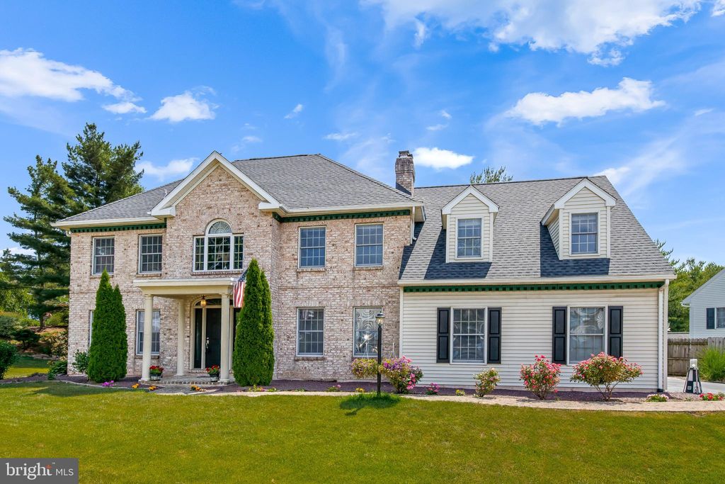 Photo of 15 EGRET CIR, DENVER, PA 17517 (MLS # PALA2035620)