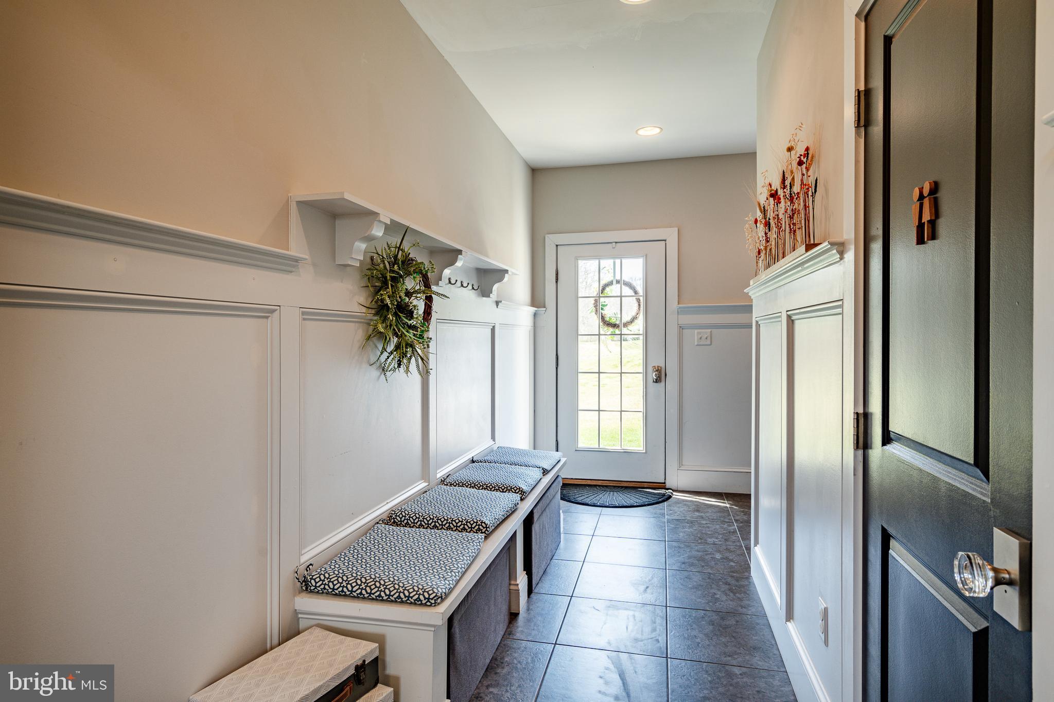 WOODS EDGE - Residential