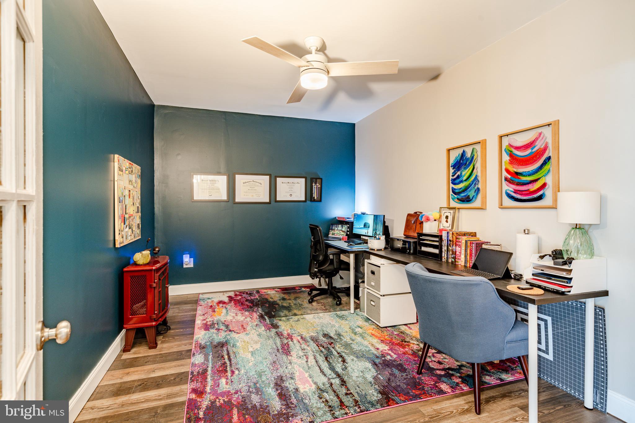 WOODS EDGE - Residential