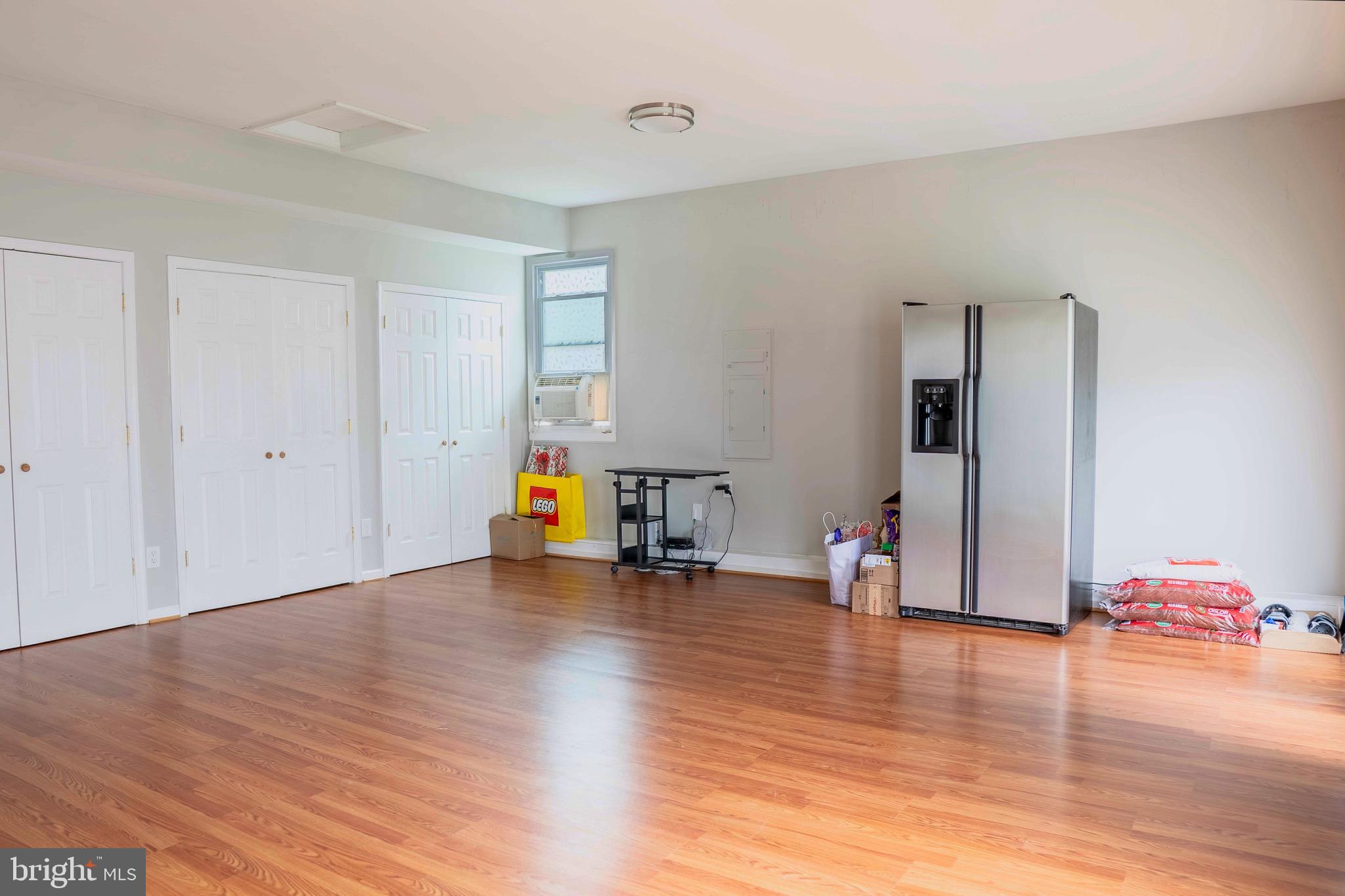 CYRANDALL VALLEY - Residential Lease