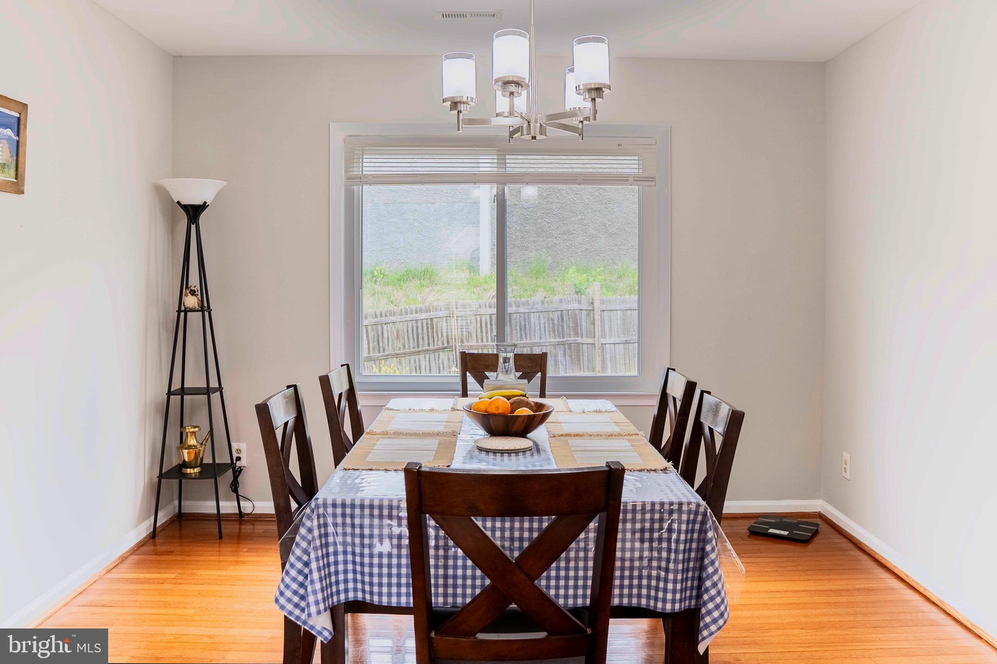 CYRANDALL VALLEY - Residential Lease