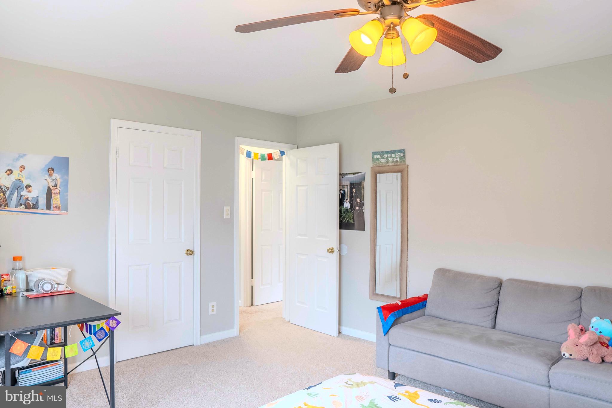 CYRANDALL VALLEY - Residential Lease