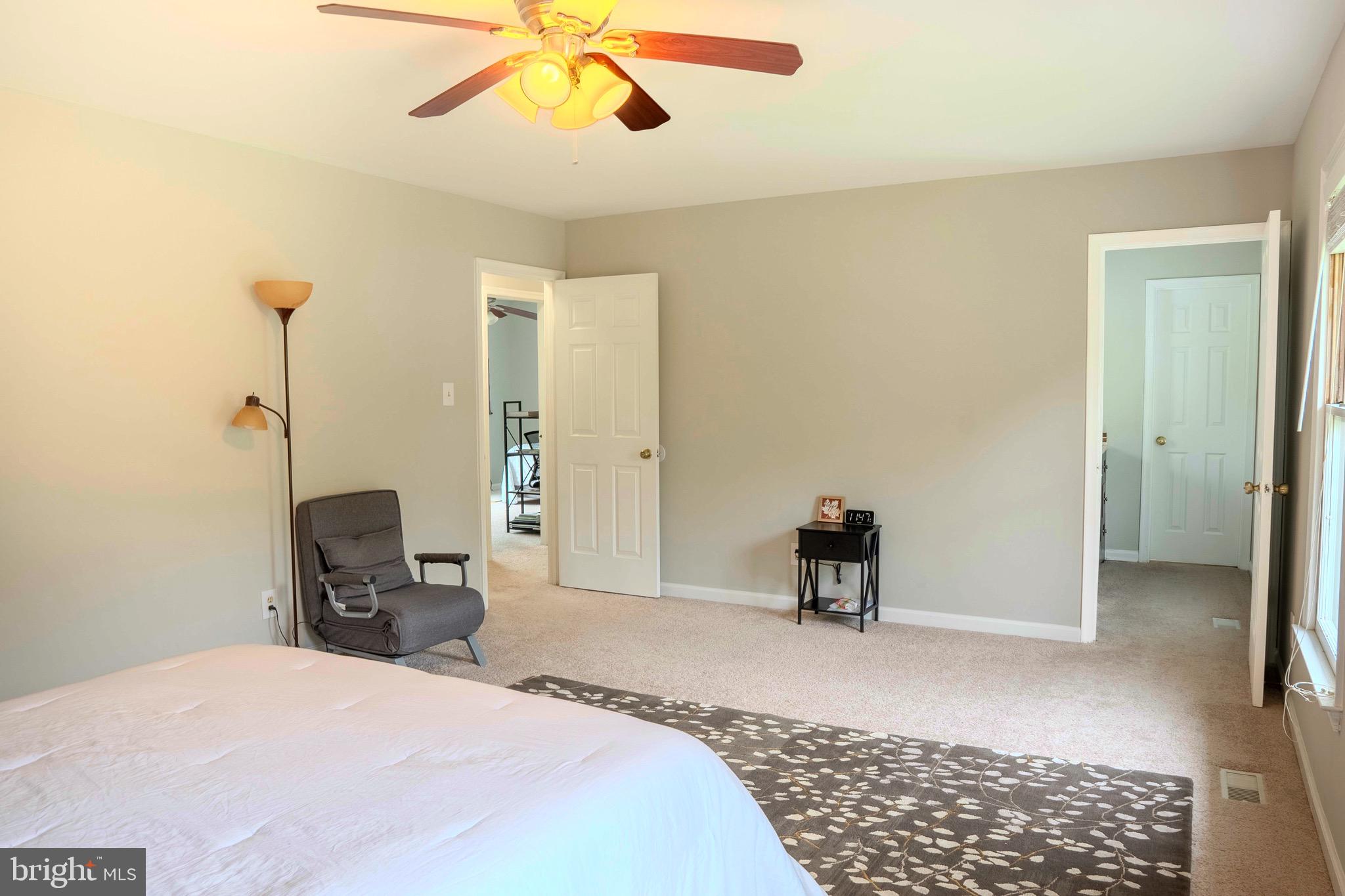 CYRANDALL VALLEY - Residential Lease