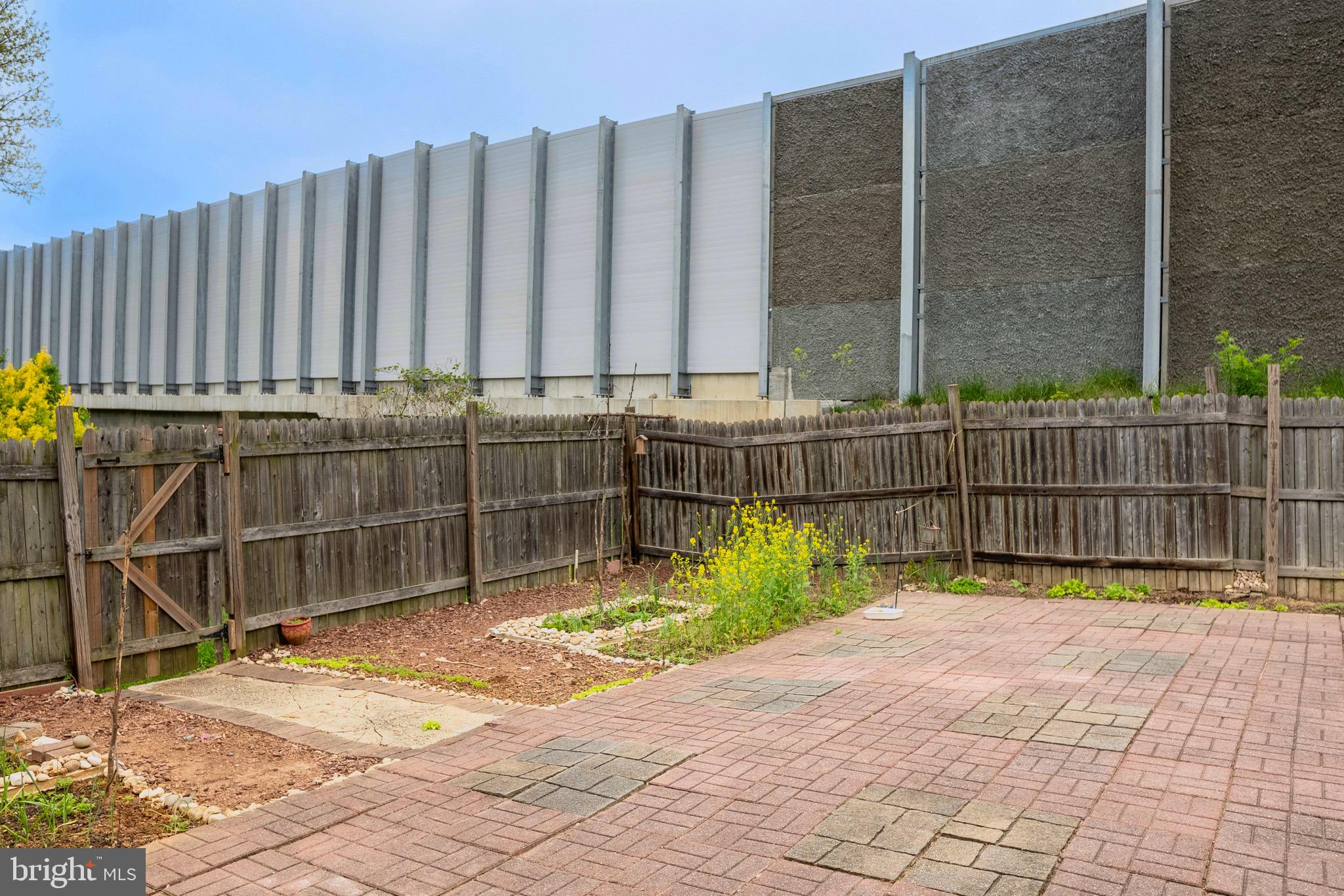 CYRANDALL VALLEY - Residential Lease