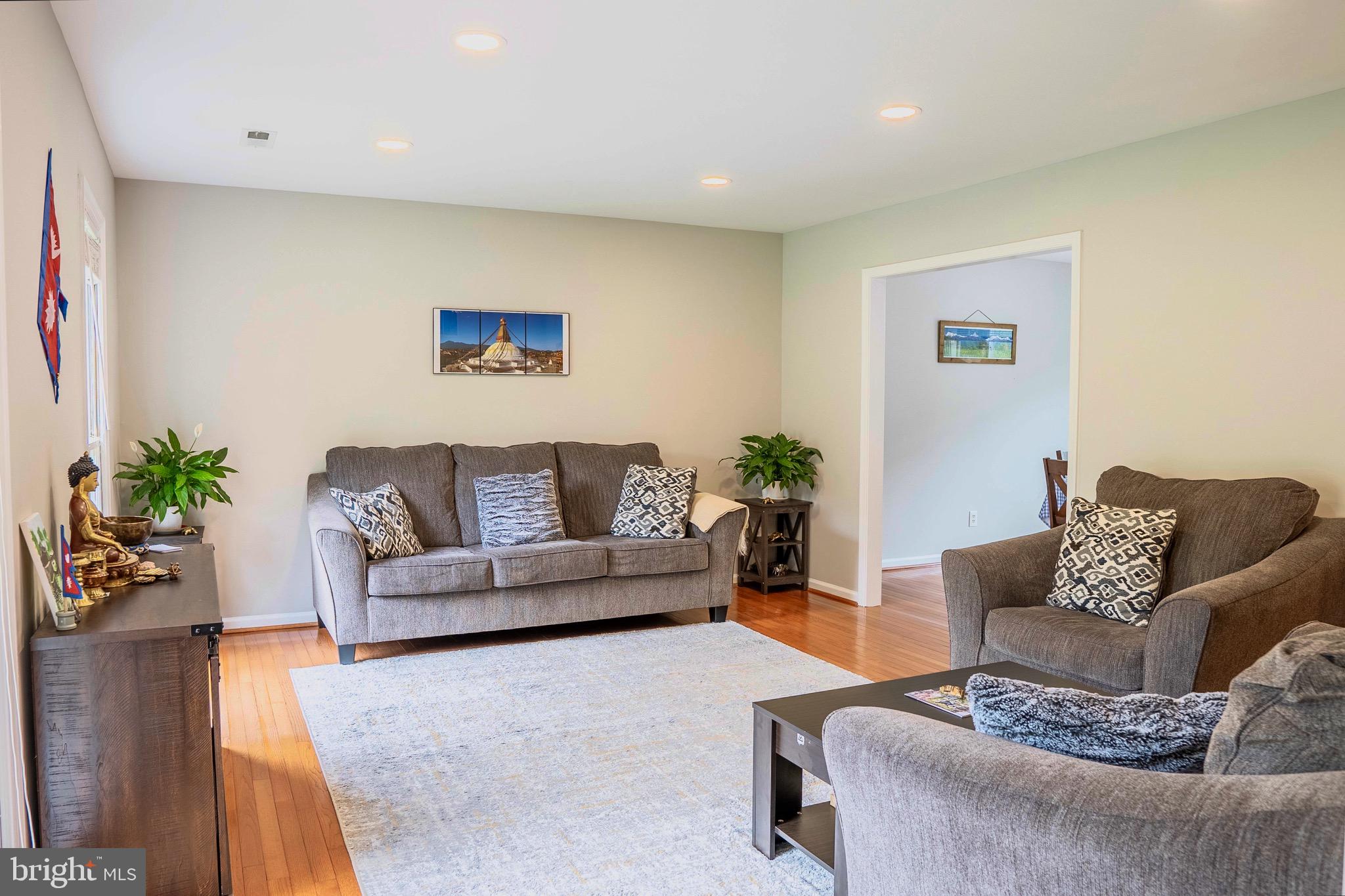 CYRANDALL VALLEY - Residential Lease